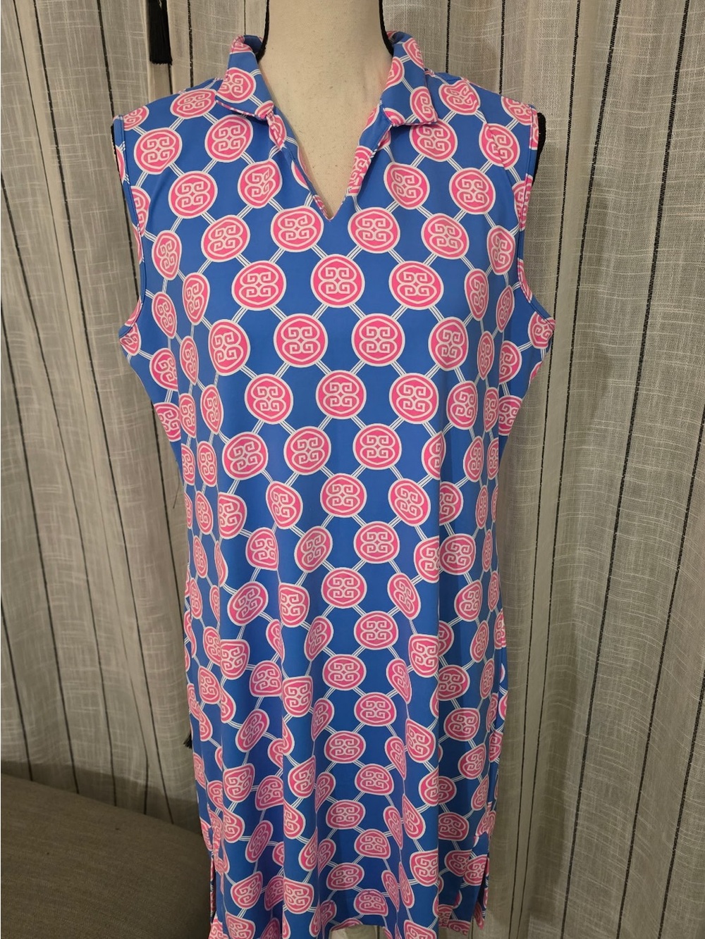 Lulu-B Sleeveless Midi Dress in Blue with Pink Medallion Print